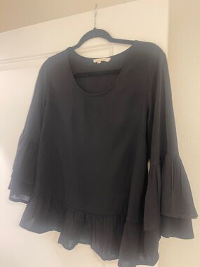 Solitaire Black Ruffle-Hem Bell Sleeve Blouse